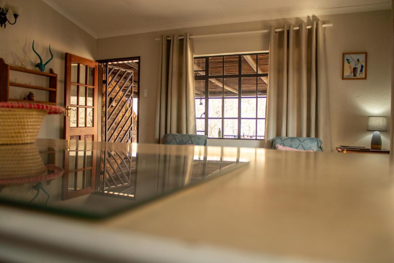 Hello Kruger Hideaway Cottage & Skilpad Studio Marloth Park Eksteriør bilde